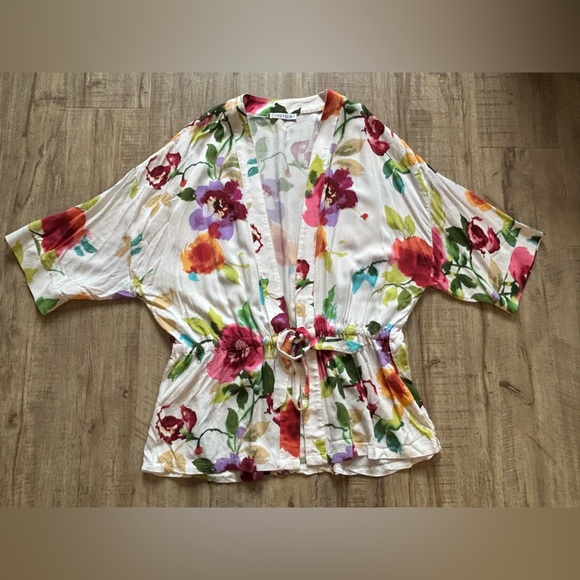 Coco Y Club Tops - Coco Y Club floral watercolour flower summer garden boho statement